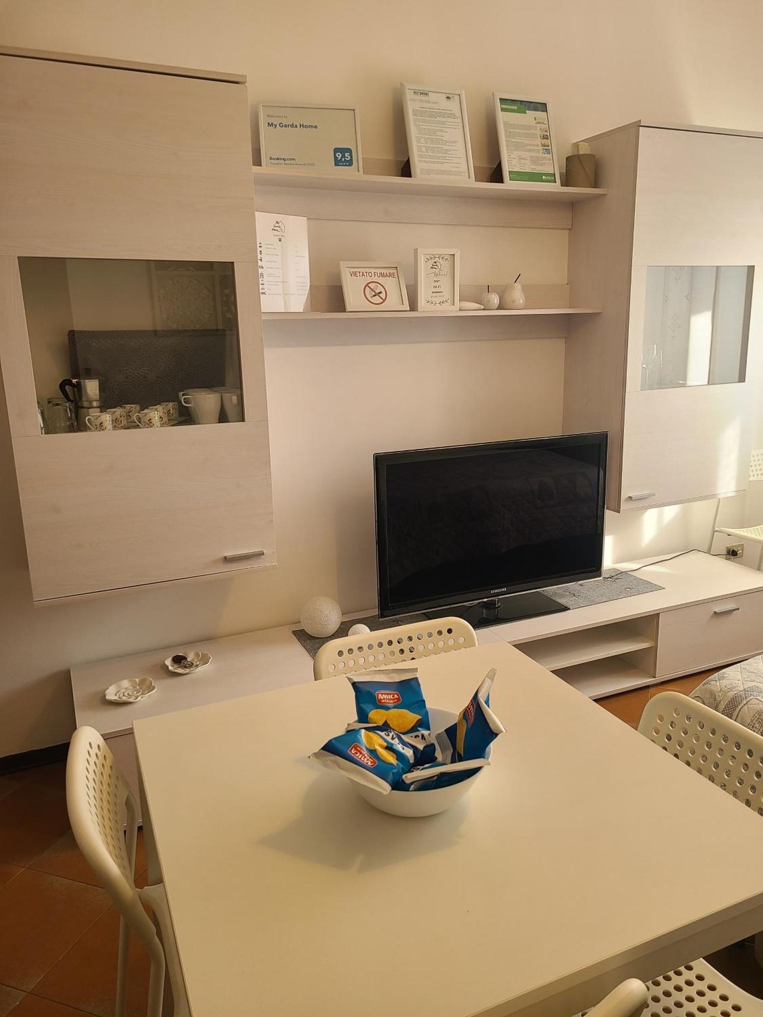 Casa Gaia- Castelnuovo Del Garda Appartement Cavalcaselle Buitenkant foto