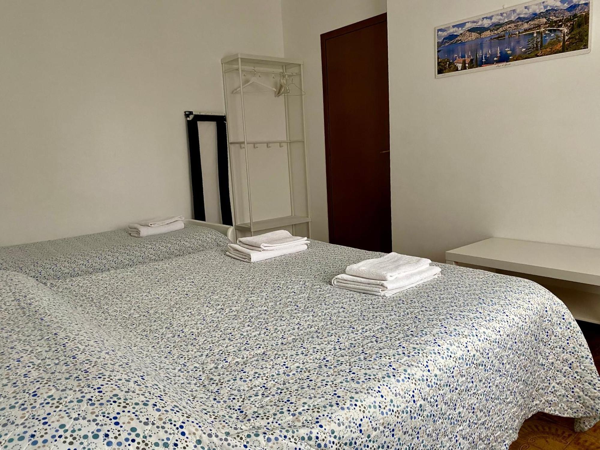 Casa Gaia- Castelnuovo Del Garda Appartement Cavalcaselle Buitenkant foto